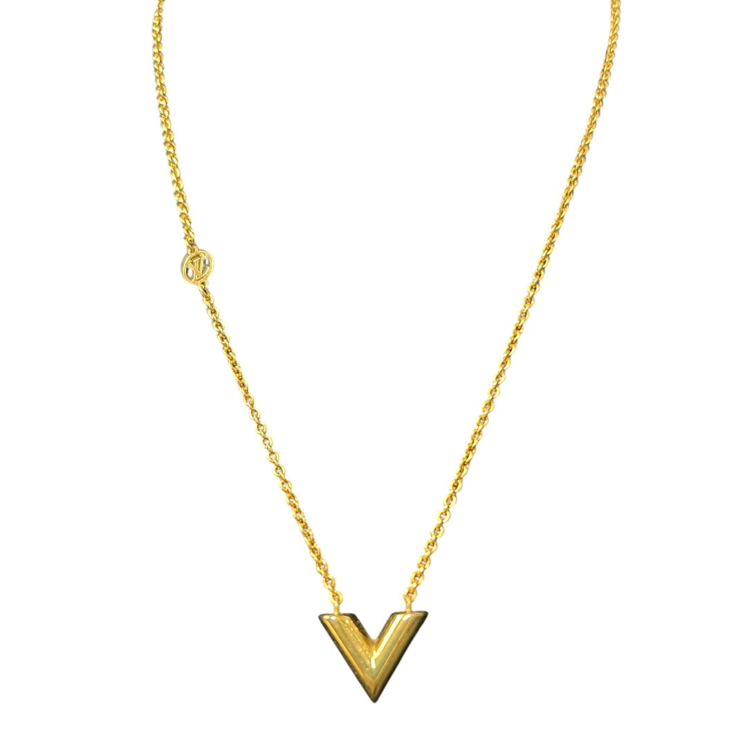 LOUIS VUITTON Essential V Necklace Gold-tone 45cm | Authentic Pre-Owned Luxury