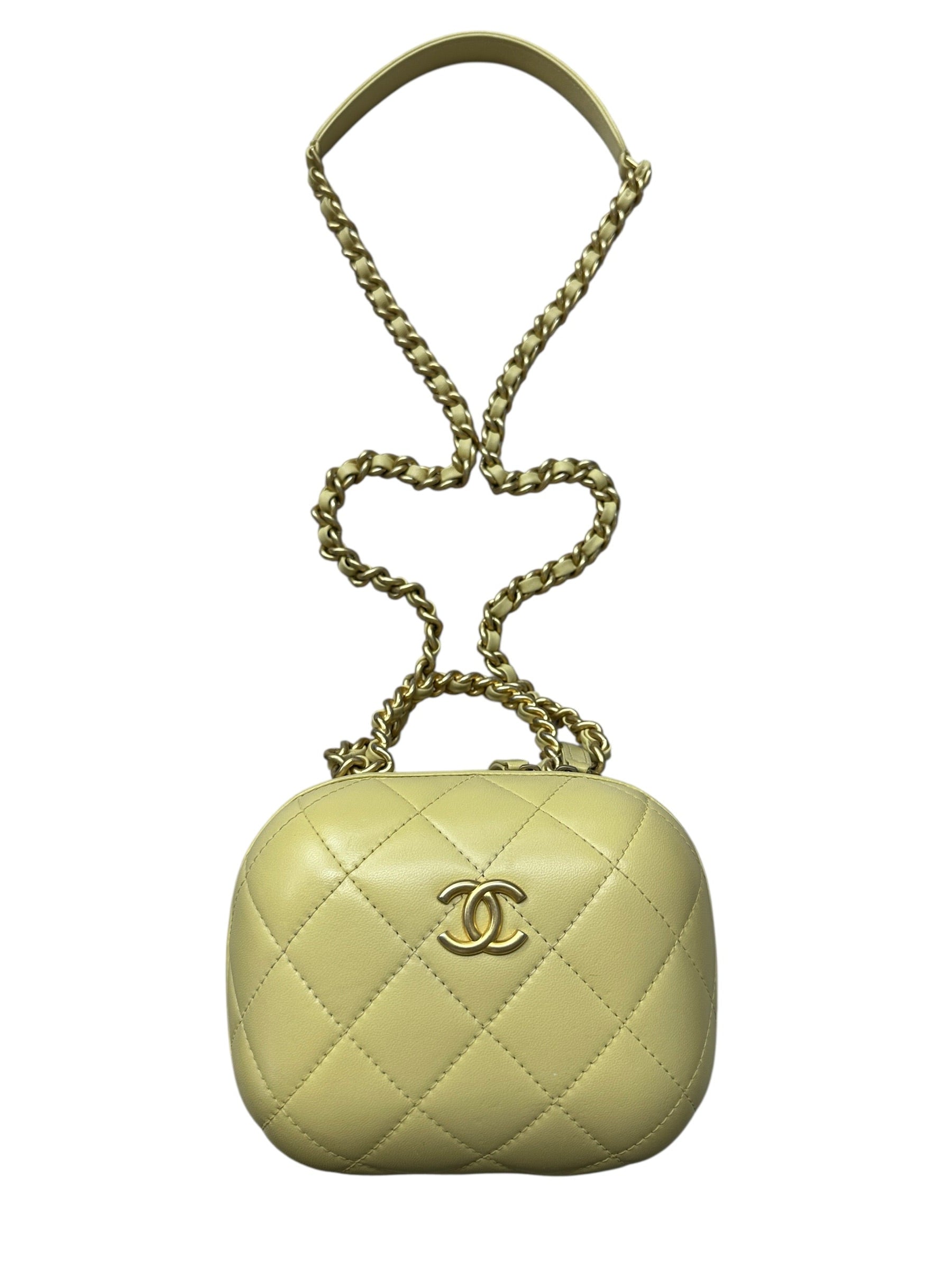 CHANEL Small Vanity Case Chunky Chain Handle Quilted Lambskin Pale | Authentic Pre-Owned Luxury