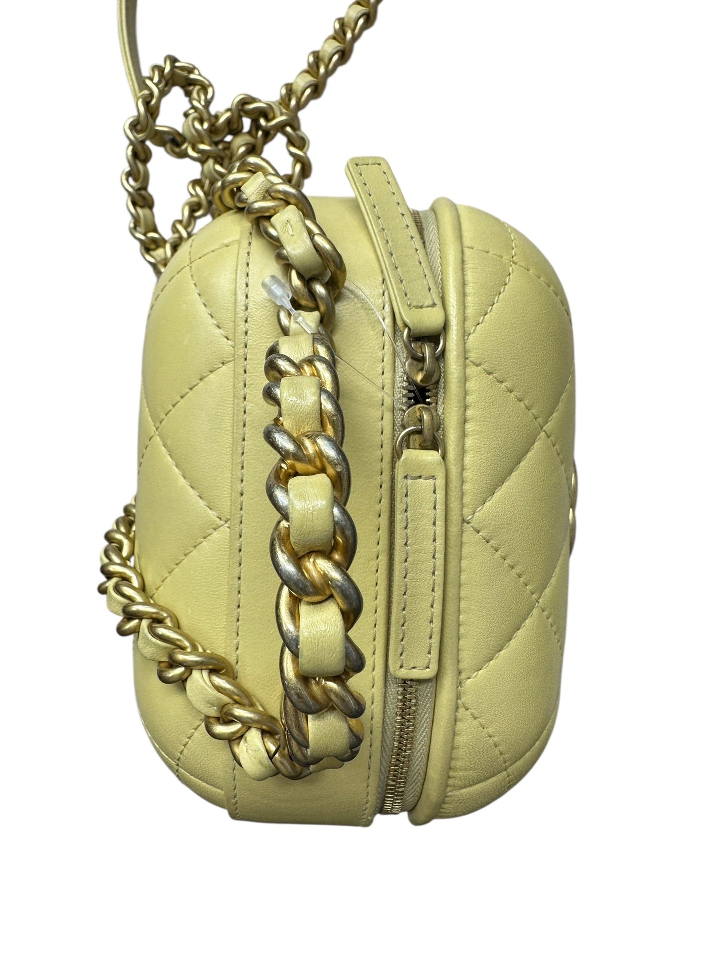 CHANEL Small Vanity Case Chunky Chain Handle Quilted Lambskin Pale | Authentic Pre-Owned Luxury
