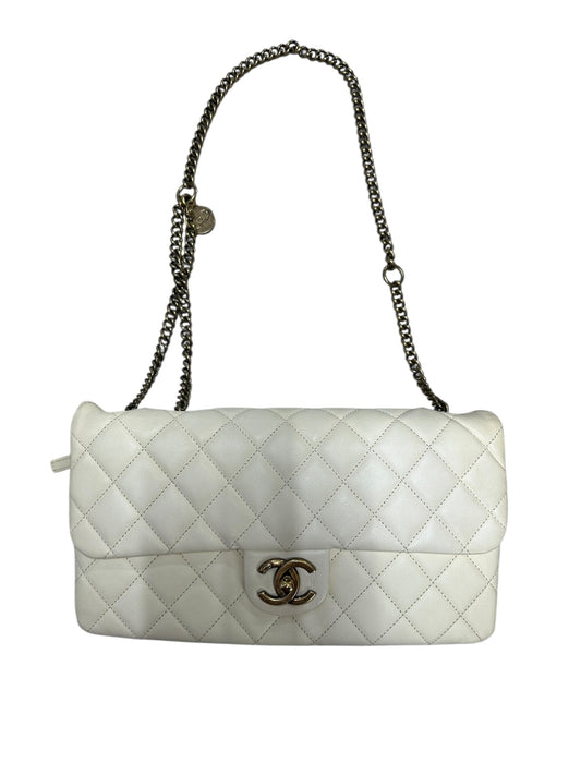 CHANEL Quilted Leather Expandable Flap Bag Chain Shoulder Off-White | Authentic Pre-Owned Luxury
