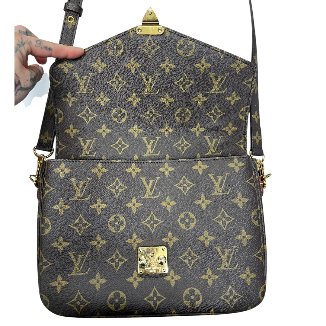 LOUIS VUITTON Monogram Pochette Metis Crossbody Bag Brown Gold Hardware | Authentic Pre-Owned Luxury