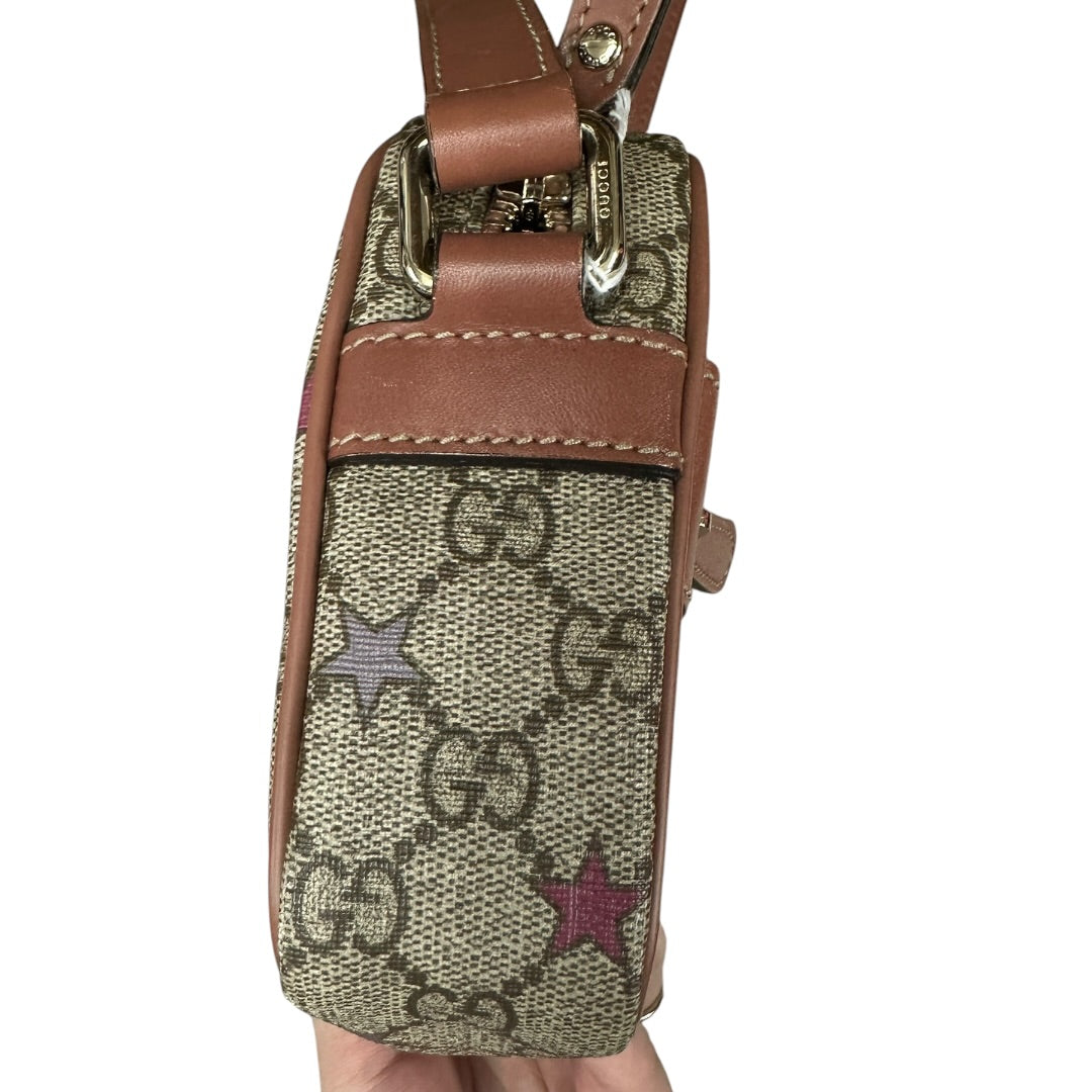 GUCCI GG Supreme Stars Print Crossbody Bag Beige Pink Gold Hardware | Authentic Pre-Owned Luxury