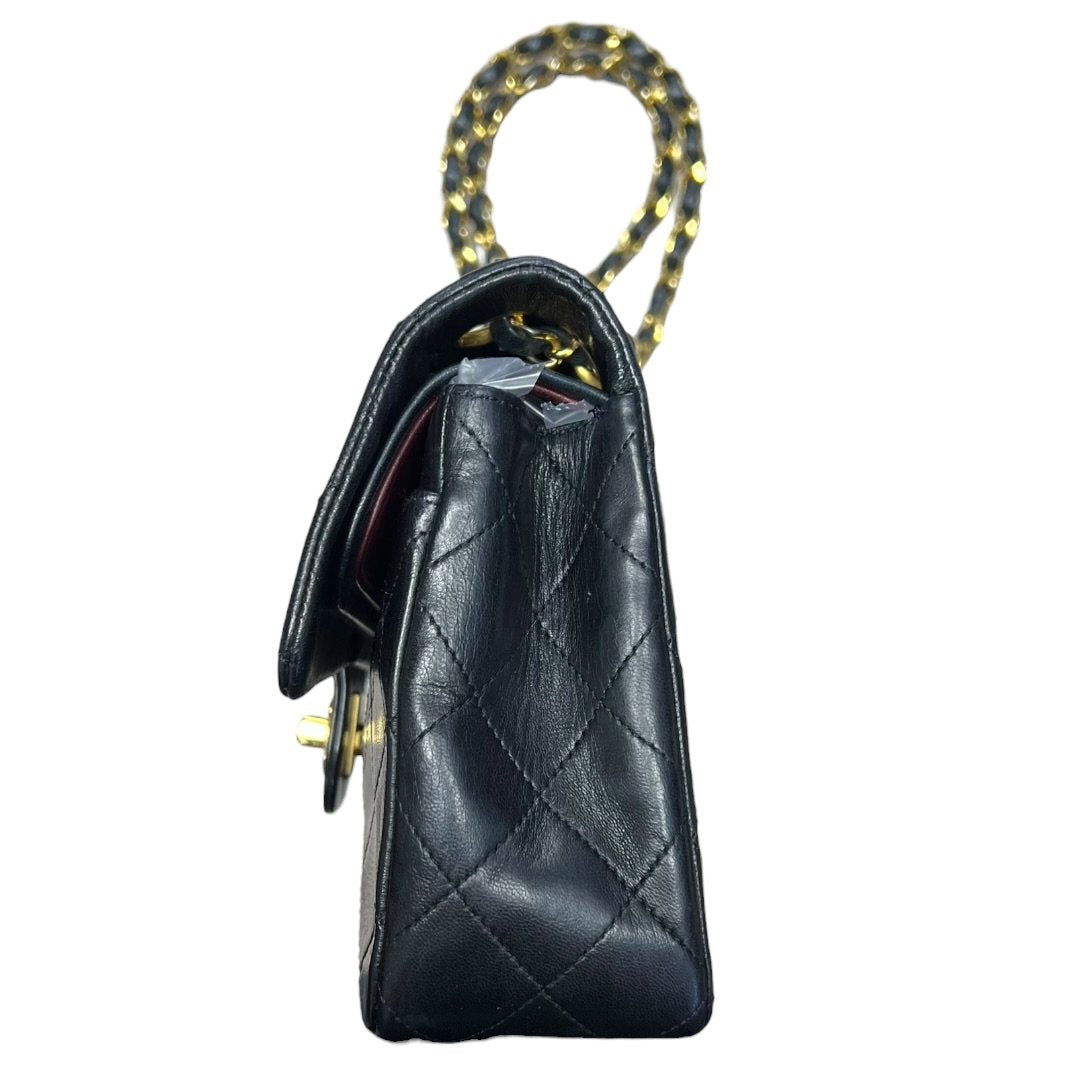 CHANEL Lambskin Classic Flap Bag Black with Burgundy Lining Gold Hardware - detail 3