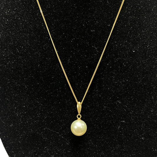 Gold Pearl Necklace