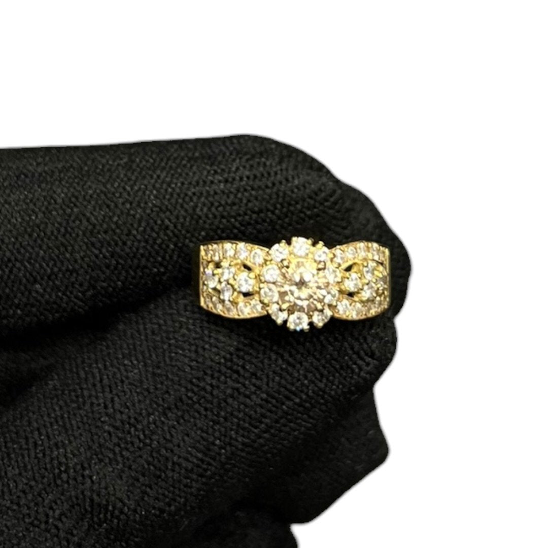 Yellow Gold Brown White Diamond Ring