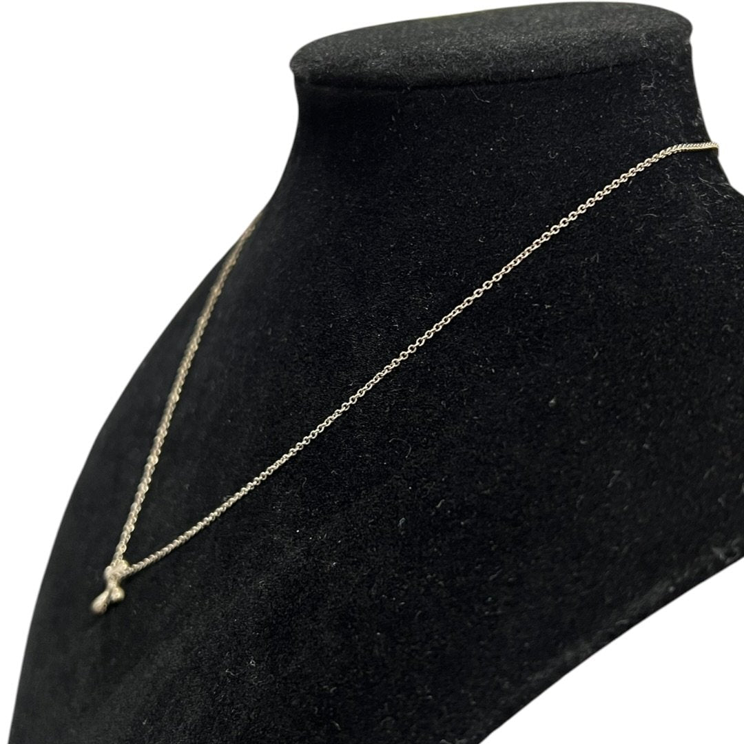 Silver Necklace side