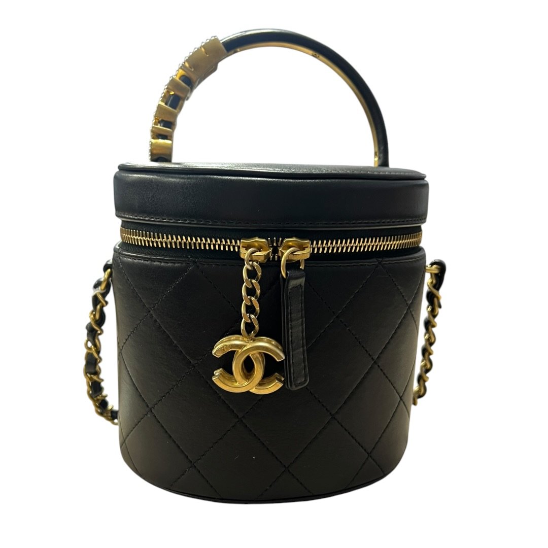 CHANEL Vanity Case detail