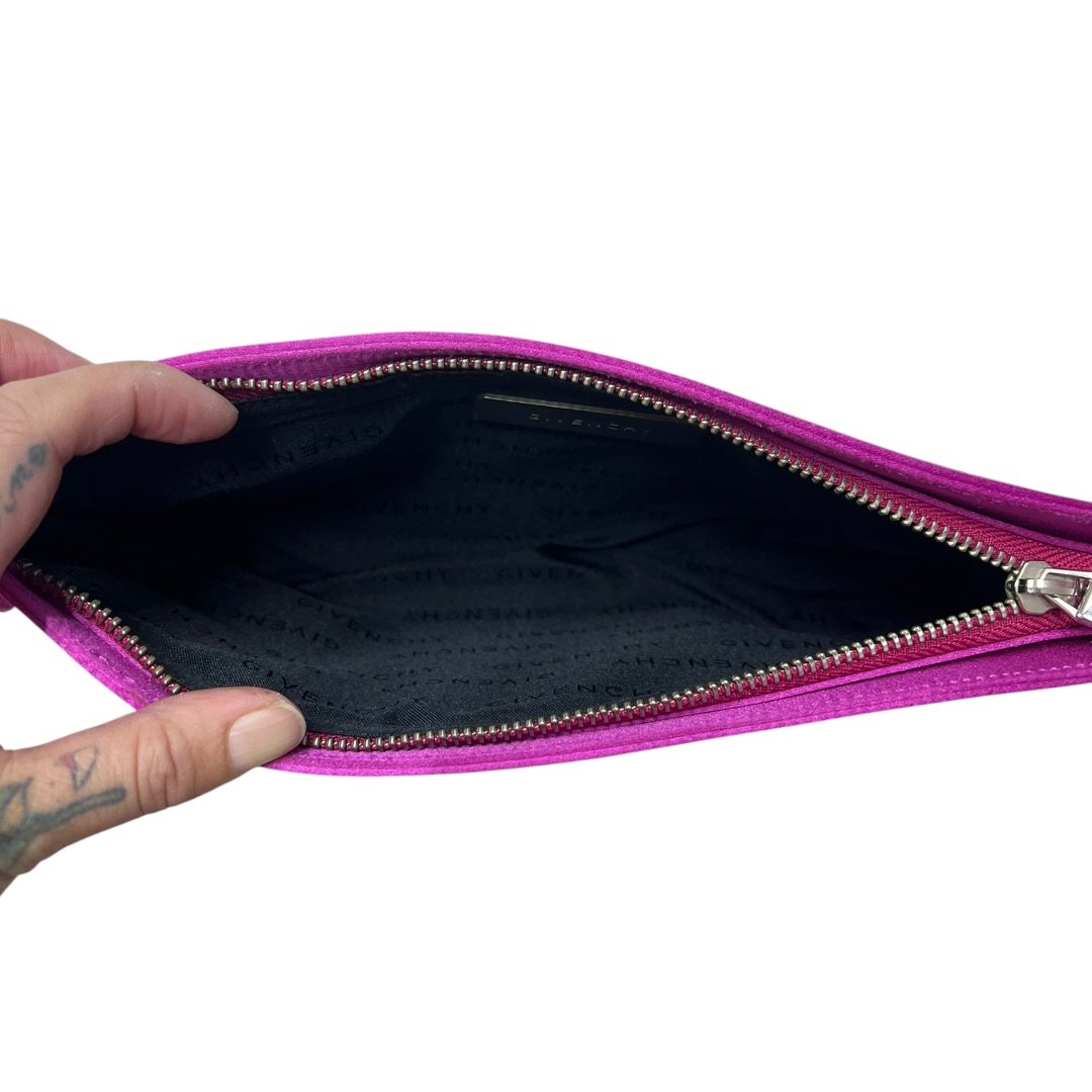 GIVENCHY Satin 4G Baguette Shoulder Bag Shoulder Bag Fuchsia Silver Hardware | Authentic Pre-Owned Luxury