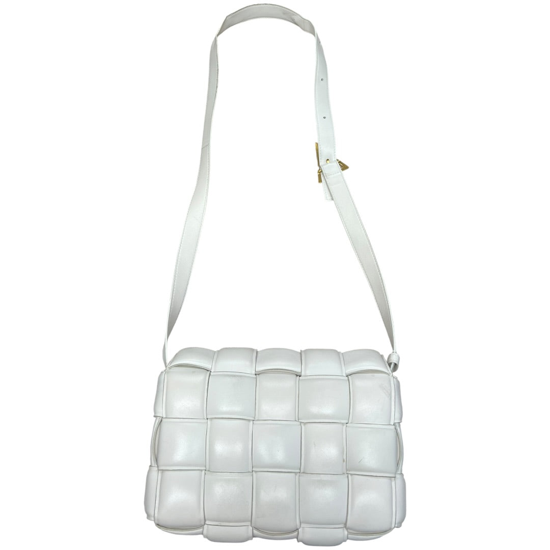 BOTTEGA VENETA Maxi Intrecciato Padded Cassette Shoulder Bag White Gold Hardware | Authentic Pre-Owned Luxury