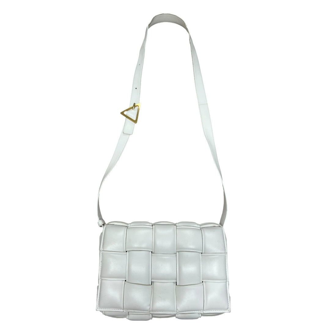 BOTTEGA VENETA Maxi Intrecciato Padded Cassette Shoulder Bag White Gold Hardware | Authentic Pre-Owned Luxury