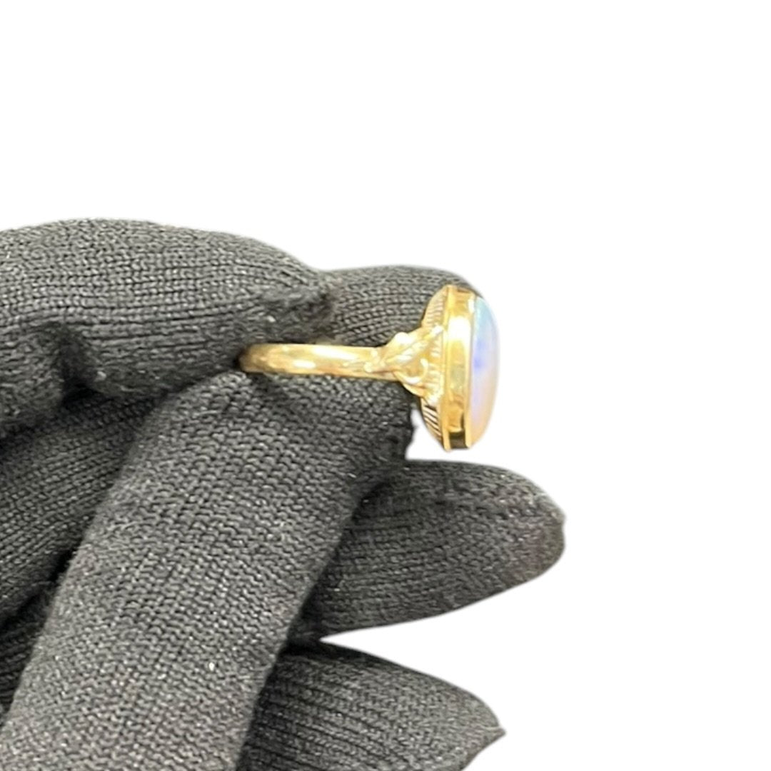 Opal, 18K Gold Ring Gold, Multi-color (Opal) Gold | Authentic Pre-Owned Luxury