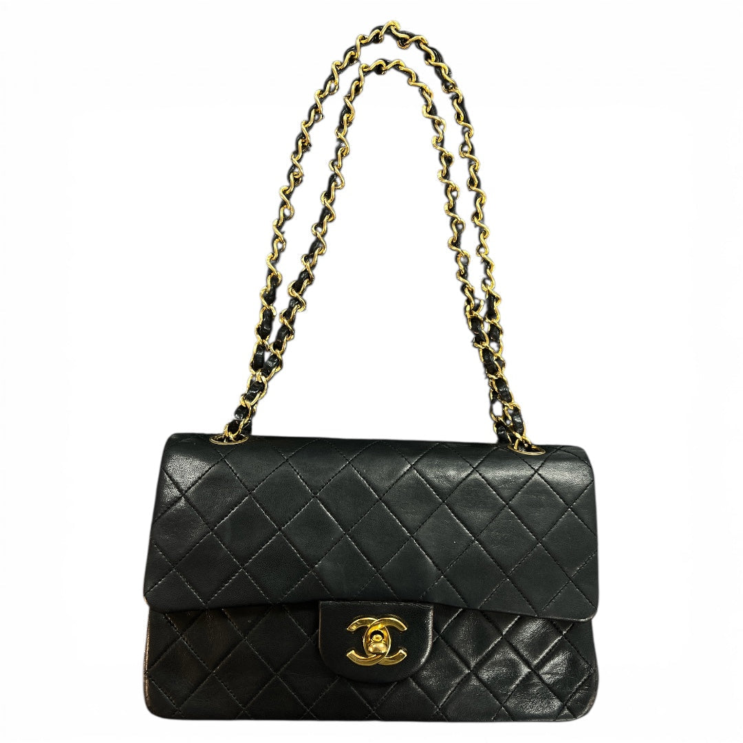 CHANEL Matelassé Shoulder Bag | Authentic Pre-Owned Luxury