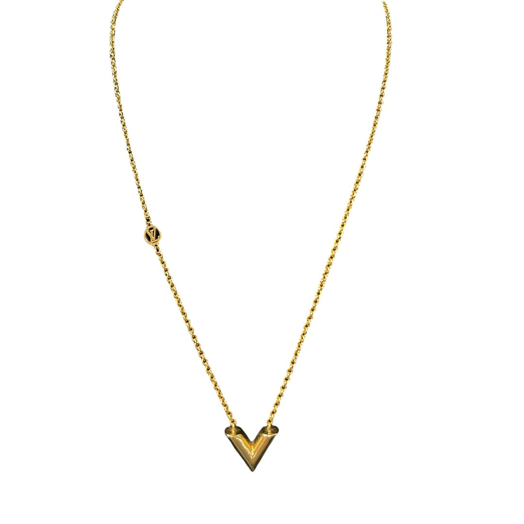 LOUIS VUITTON Essential V Necklace Gold-tone 45cm | Authentic Pre-Owned Luxury