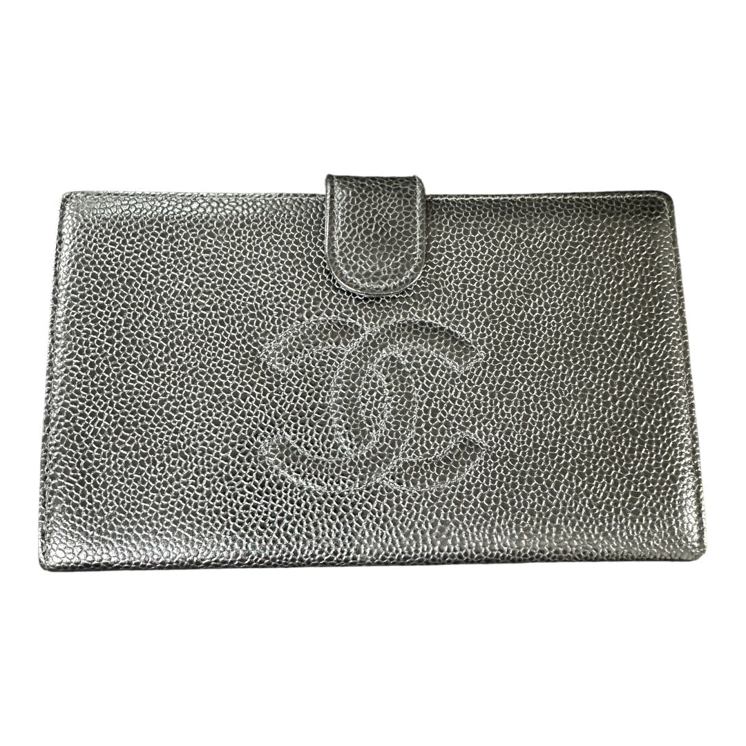 CHANEL Authentic Chanel Caviar Leather CC Logo Kiss Lock Long Wallet Black | Authentic Pre-Owned Luxury